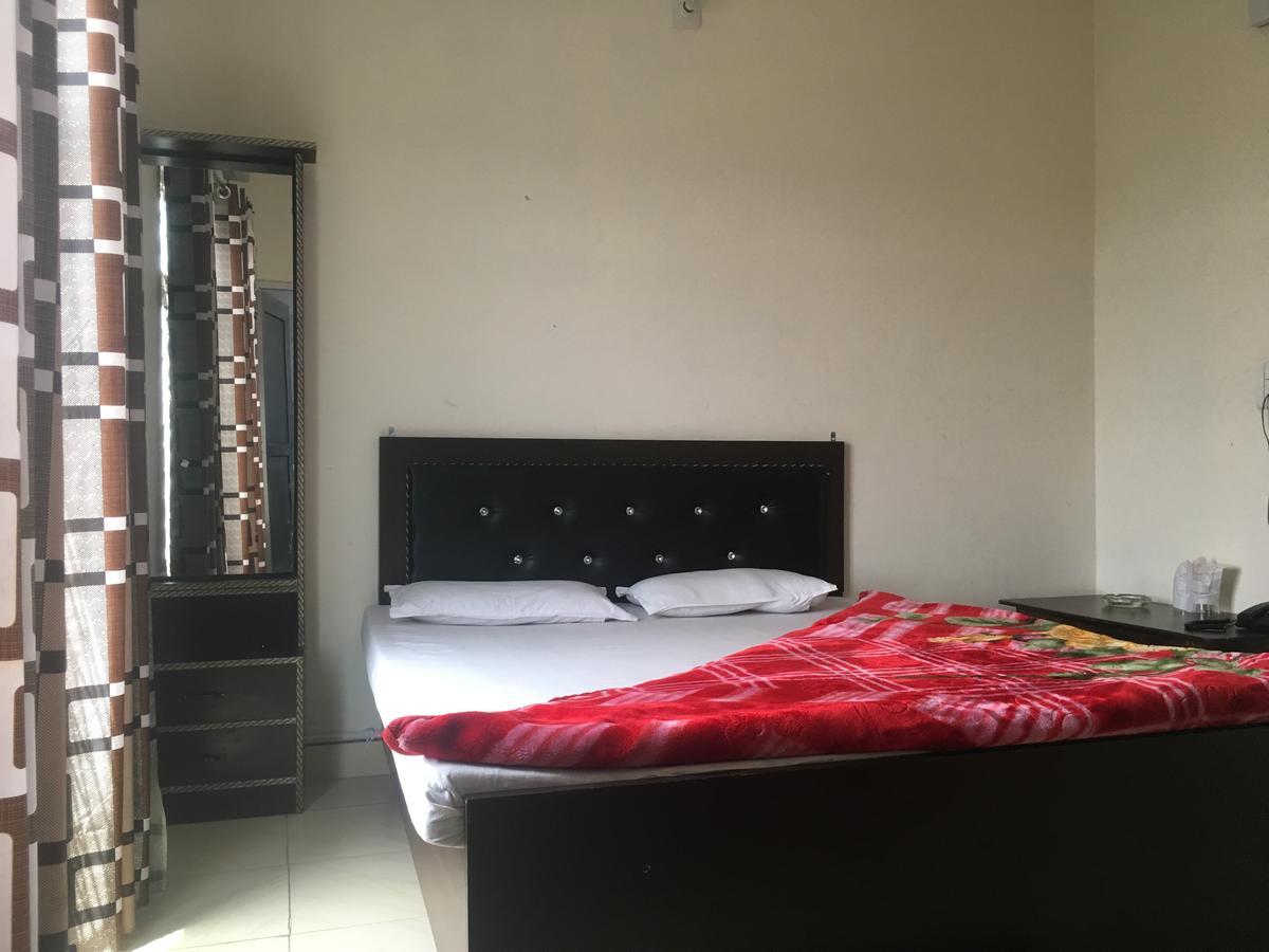 Oyo 12976 Hotel New Fiza Jammu Luaran gambar