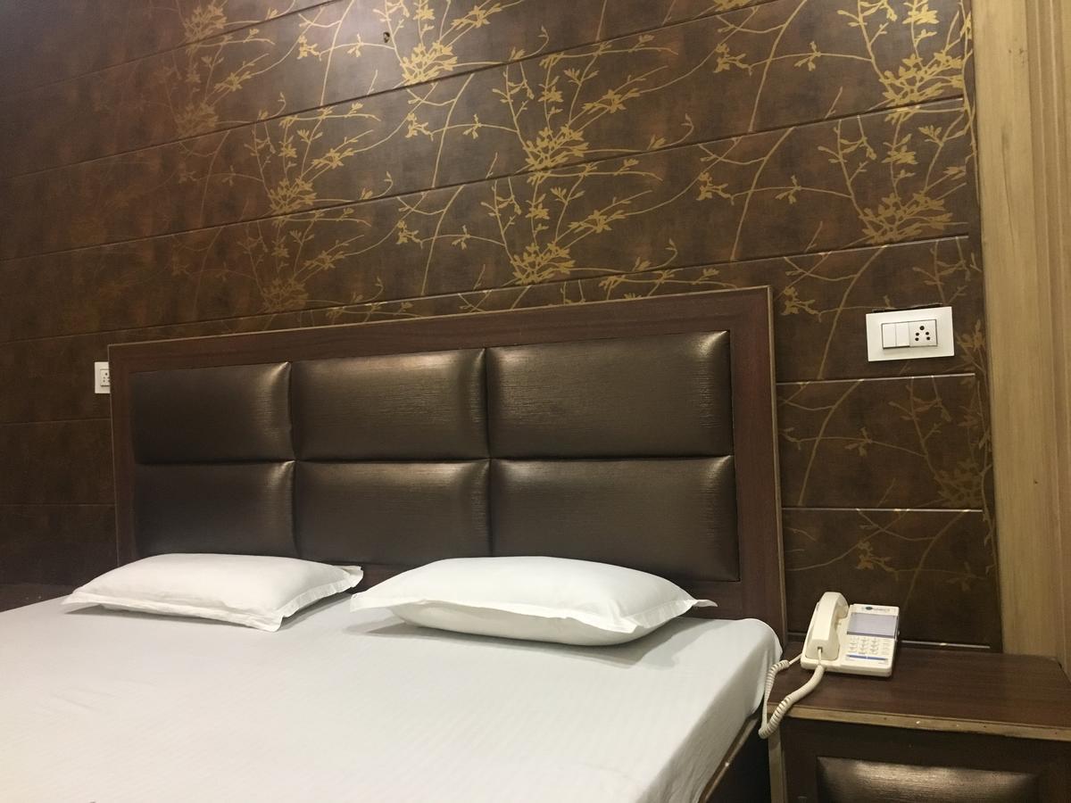 Oyo 12976 Hotel New Fiza Jammu Luaran gambar