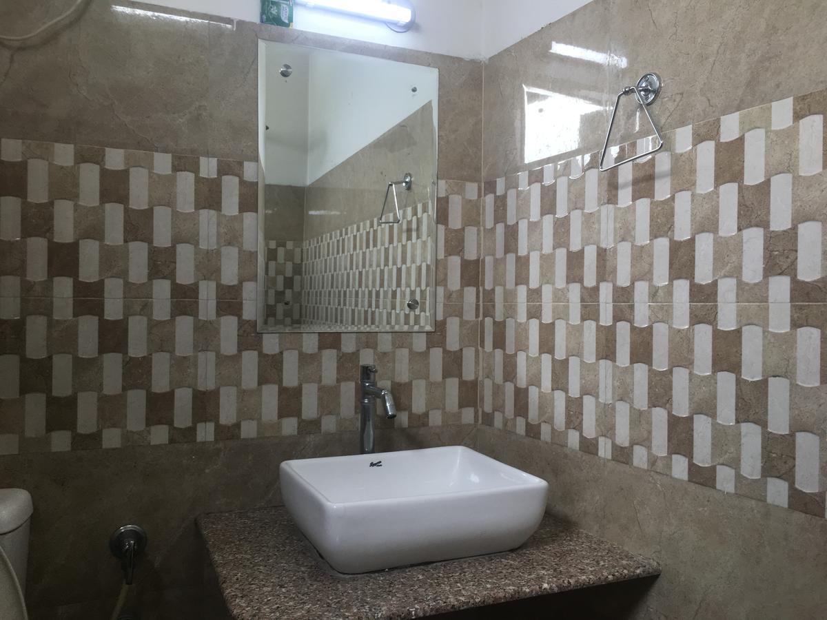 Oyo 12976 Hotel New Fiza Jammu Luaran gambar