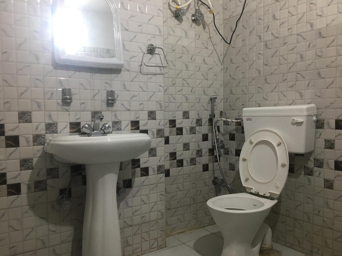 Oyo 12976 Hotel New Fiza Jammu Luaran gambar