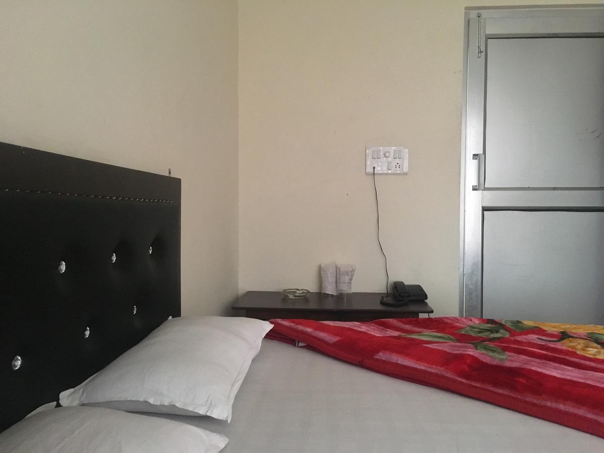 Oyo 12976 Hotel New Fiza Jammu Luaran gambar